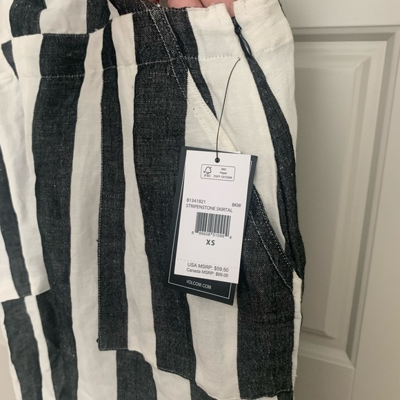 NWT Volcom Overalls Dress - Picture 4 of 4